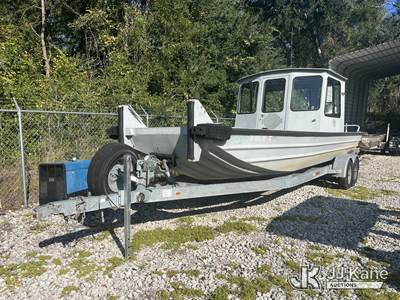 SeaArk 260 Workhorse Boat