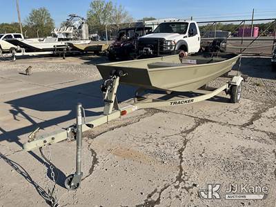 2014 Tracker Topper 14 Flat Bottom Boat