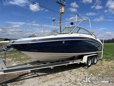 2012 Yamaha SXT1800B-L Wake Boat