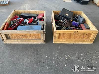 (2 Pallets) Tools (Used)
