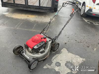 Honda HRC216HXA Self-Propelled Push Mower 21"