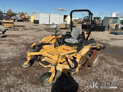 Hustler Super 104 Zero Turn Riding Mower