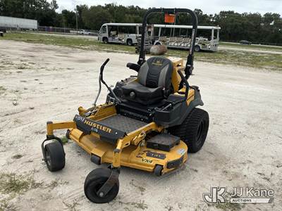 2022 Hustler Super Z 943050 60 Inch Zero Turn Mower