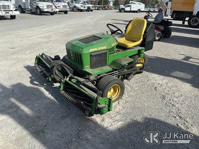 John Deere 2653A 3 Wheel Riding Lawn Mower