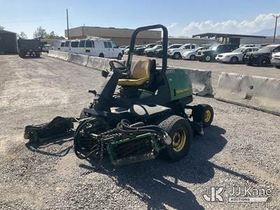 2005 John Deere 3235C Lawn Mower