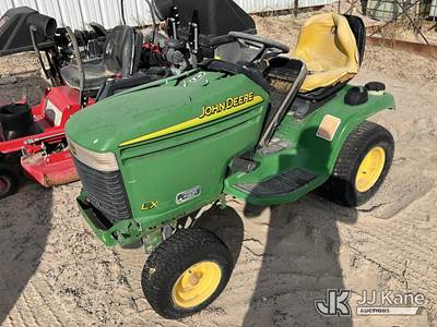 John Deere LX289 Lawn Mower