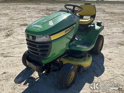 2011 John Deere Lawn Tractor