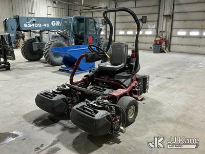 Toro Greensmaster Tri-Flex 3300 Lawn Mower