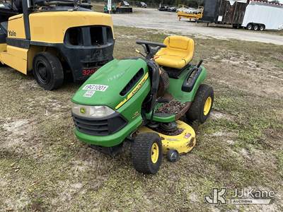 John Deere 0125A Riding Lawn Mower