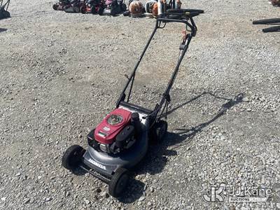 Honda HRC 216 Gas Mower S/N: MAKA-1132559 (Not Running
