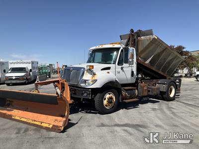 2003 International 7400 Hooklift Truck