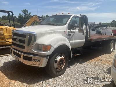 2005 Ford F-650 Roll Back Truck
