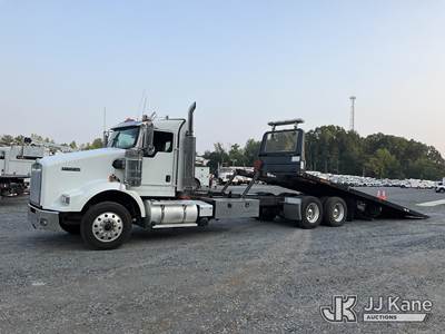 2017 Kenworth T/A Roll Back Truck