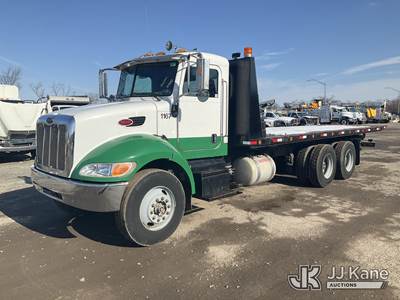 2007 Peterbilt 340 T/A Roll Back Truck