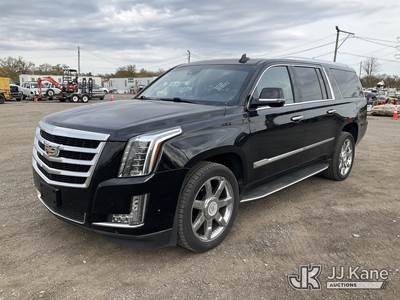 2018 Cadillac Escalade ESV Premium 4x4 4-Door Sport Utility Vehicle