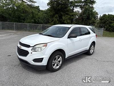 2016 Chevrolet Equinox LS 4-Door Sport Utility Vehicle