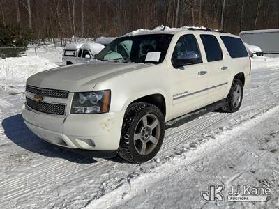 2014 Chevrolet Suburban 4-Door Sport Utility Vehicle