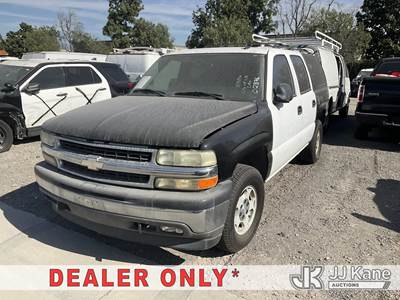 2006 Chevrolet Suburban 4-Door Sport Utility Vehicle