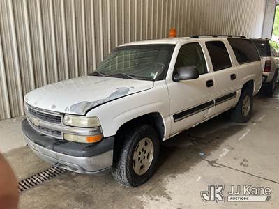 2005 Chevrolet Suburban 4x4 1500 Sport Utility Vehicle
