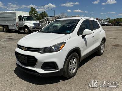 2017 Chevrolet Trax LS 4-Door Sport Utility Vehicle