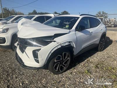 2025 Chevrolet Trax 2RS 4-Door Sport Utility Vehicle
