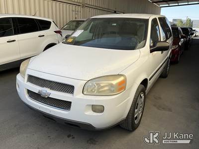 2008 Chevrolet Uplander LS 1LS 4-Door Sport Utility Vehicle