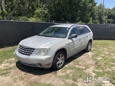 2008 Chrysler Pacifica Touring 4-Door Sport Utility Vehicle