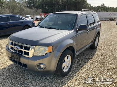 2011 Ford ECP XLT FWD 4-Door Sport Utility Vehicle