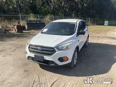 2017 Ford Escape 4-Door Sport Utility Vehicle