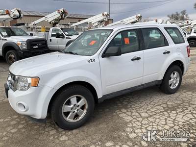 2011 Ford Escape XLS FWD 4-Door Sport Utility Vehicle