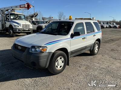 2005 Ford Escape 4x4 4-Door Sport Utility Vehicle