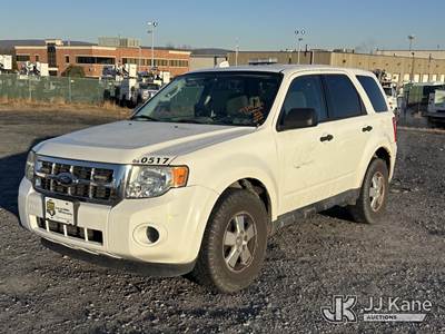 2012 Ford Escape XLS 4WD AT 4-Door Sport Utility Vehicle