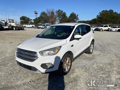 2017 Ford Escape 4x4 4-Door Sport Utility Vehicle