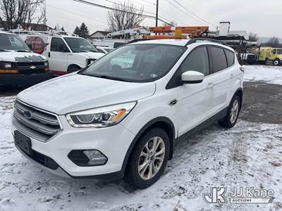 2017 Ford Escape 4x4 4-Door Sport Utility Vehicle