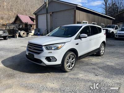 2017 Ford Escape 4x4 4-Door Sport Utility Vehicle