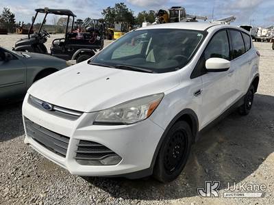 2014 Ford Escape 4x4 4-Door Sport Utility Vehicle