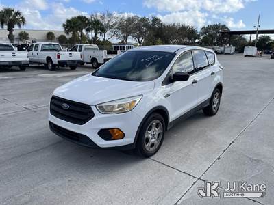 2017 Ford Escape 4-Door Sport Utility Vehicle