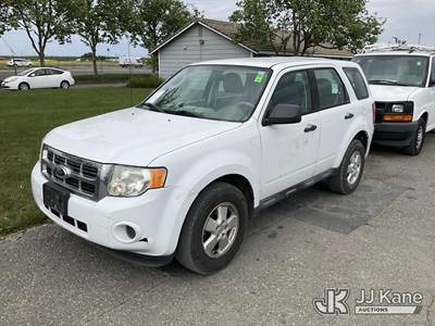 2011 Ford Escape XLS 4WD AT 4-Door Sport Utility Vehicle