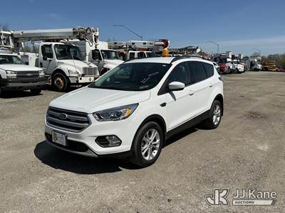 2017 Ford Escape 4x4 4-Door Sport Utility Vehicle
