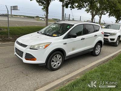 2013 Ford Escape S FWD 4-Door Sport Utility Vehicle