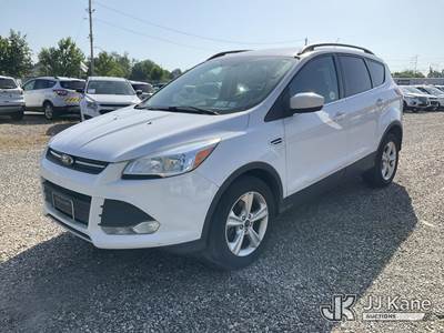 2014 Ford Escape 4x4 SE 4-Door Sport Utility Vehicle