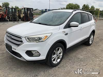 2017 Ford Escape 4x4 4-Door Sport Utility Vehicle