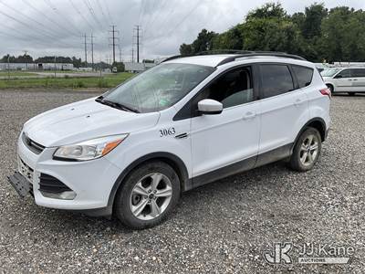 2014 Ford Escape 4x4 4-Door Sport Utility Vehicle