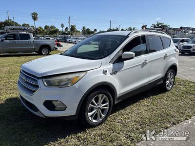 2018 Ford Escape SE FWD 4-Door Sport Utility Vehicle
