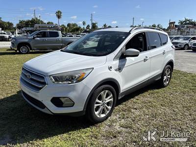 2017 Ford Escape SE FWD 4-Door Sport Utility Vehicle