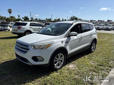 2018 Ford Escape SE FWD 4-Door Sport Utility Vehicle
