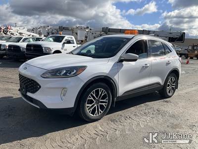 2020 Ford Escape SEL AWD 4-Door Sport Utility Vehicle