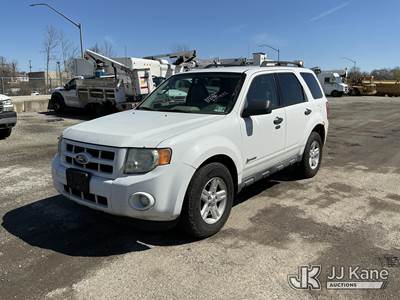 2010 Ford Escape Hybrid 2WD 4-Door Sport Utility Vehicle