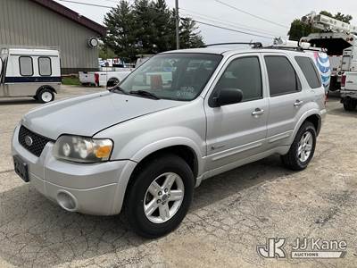 2006 Ford Escape Hybrid 4WD 4-Door Sport Utility Vehicle