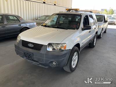 2006 Ford Escape Hybrid FWD 4-Door Sport Utility Vehicle